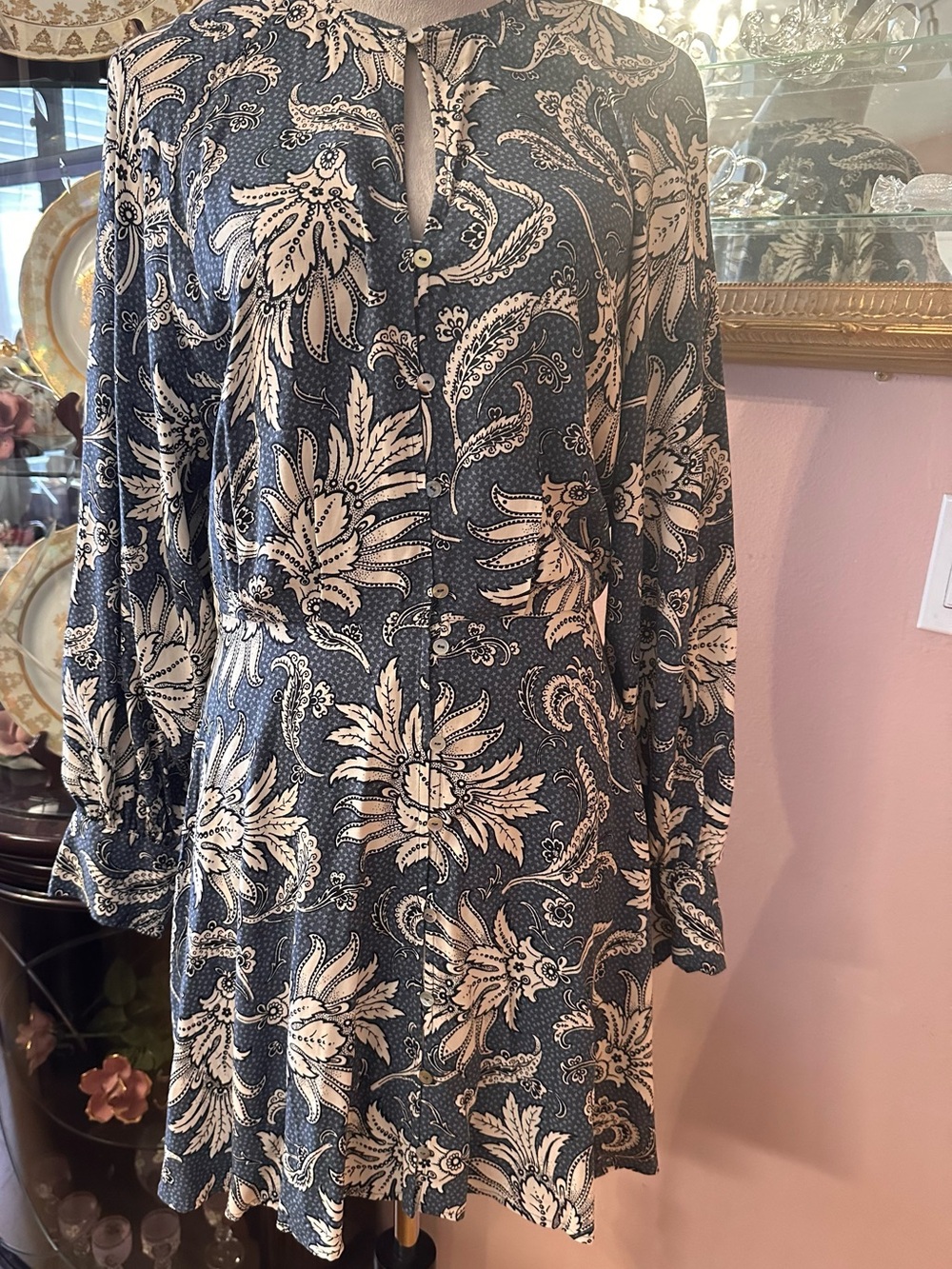 Brand New Women's Navy and Cream Floral Button-Front Dress